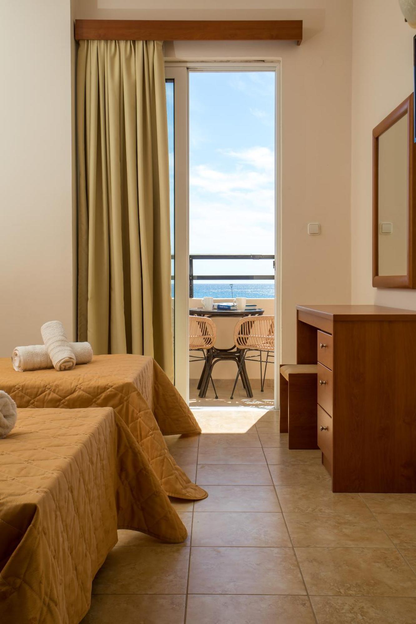 Al Mare Apartments 아판토우 외부 사진