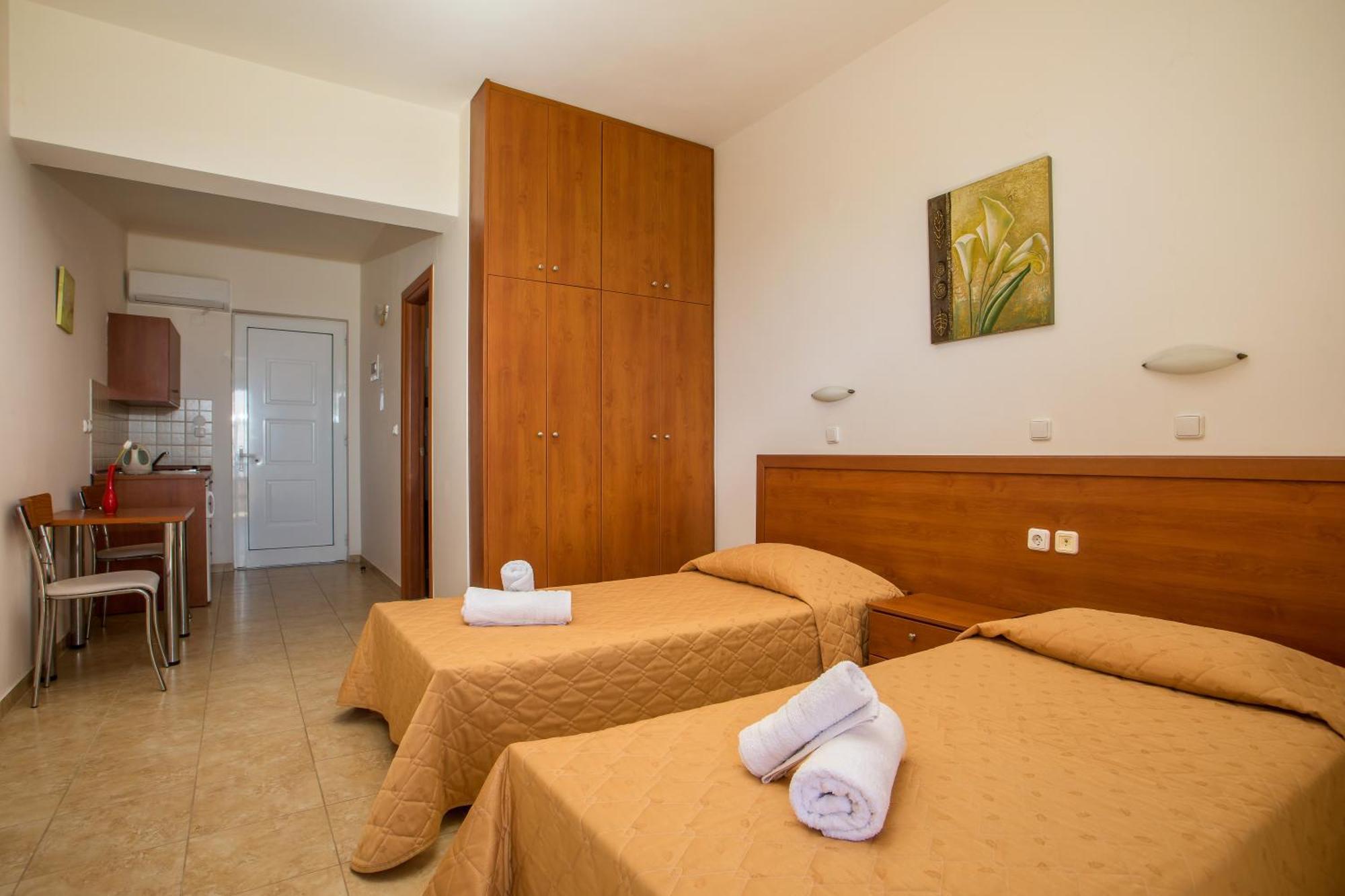 Al Mare Apartments 아판토우 외부 사진