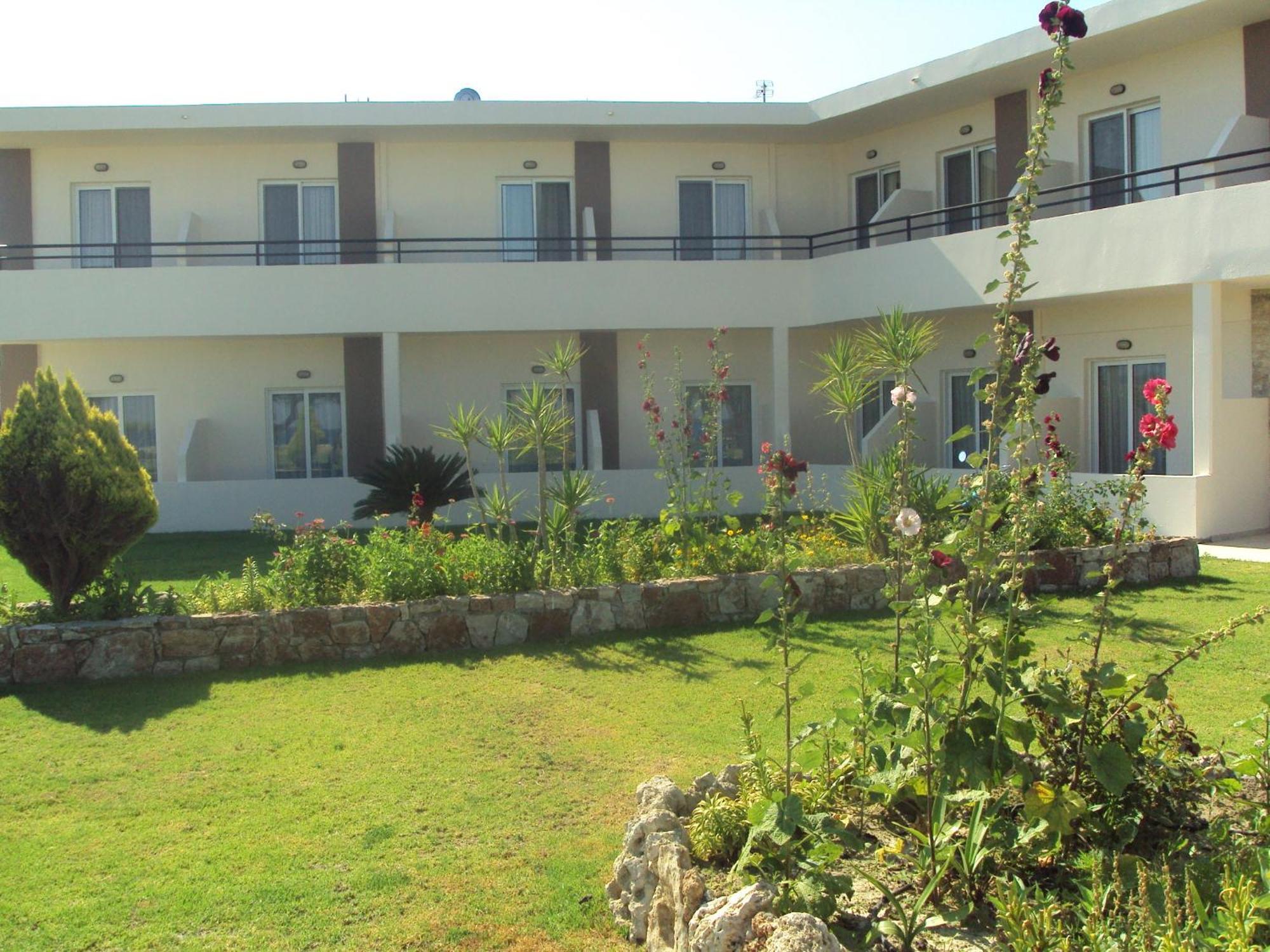 Al Mare Apartments 아판토우 외부 사진