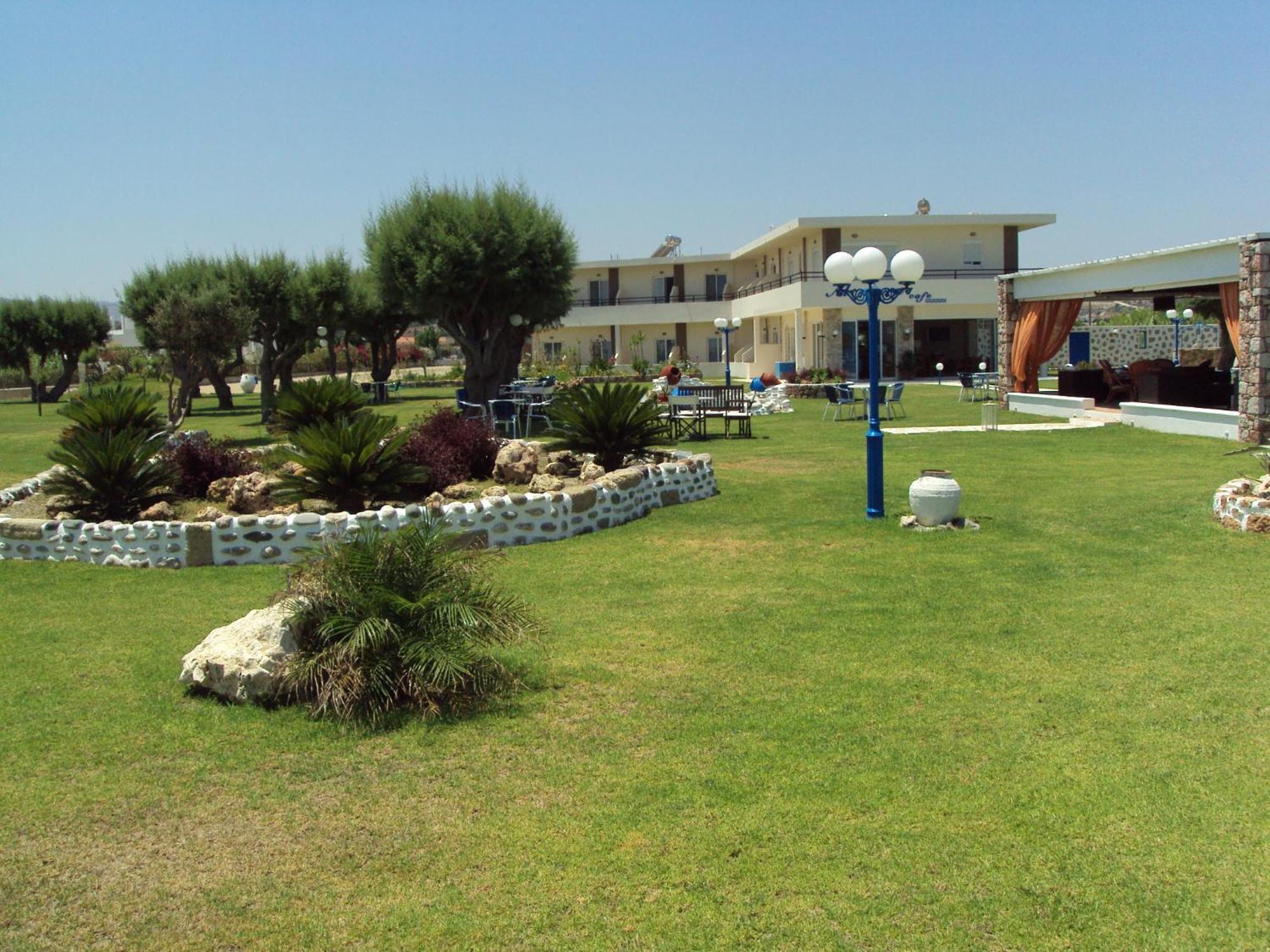 Al Mare Apartments 아판토우 외부 사진