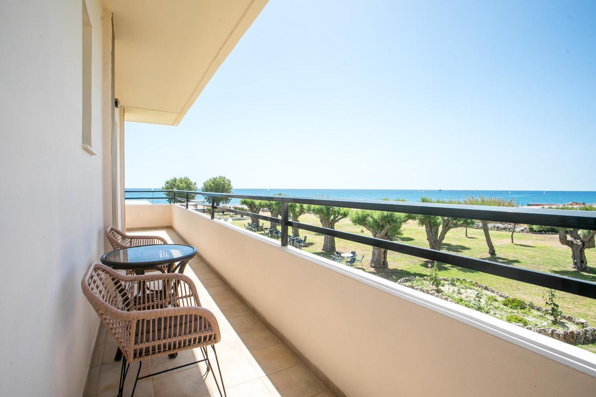 Al Mare Apartments 아판토우 외부 사진