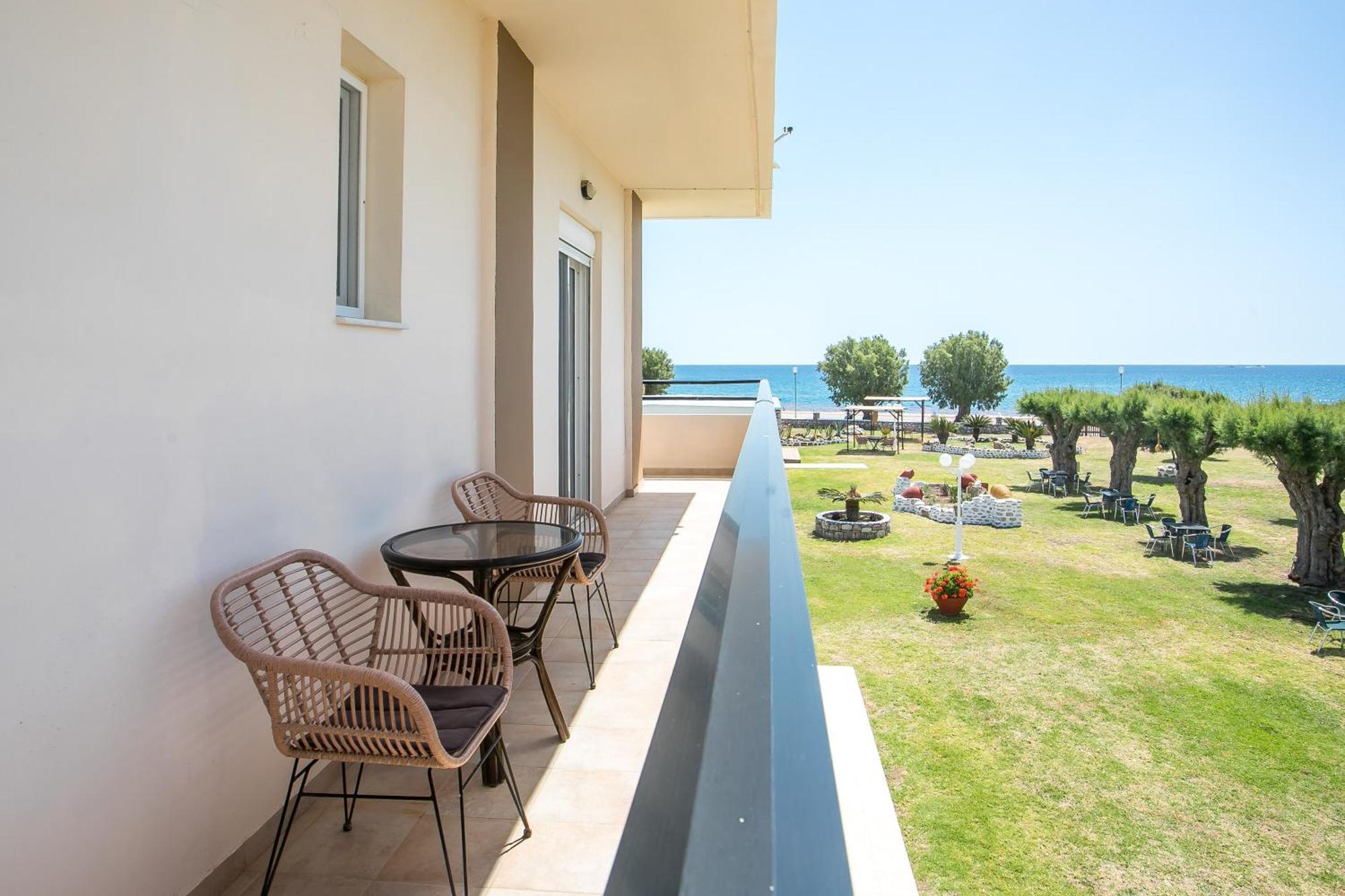 Al Mare Apartments 아판토우 외부 사진