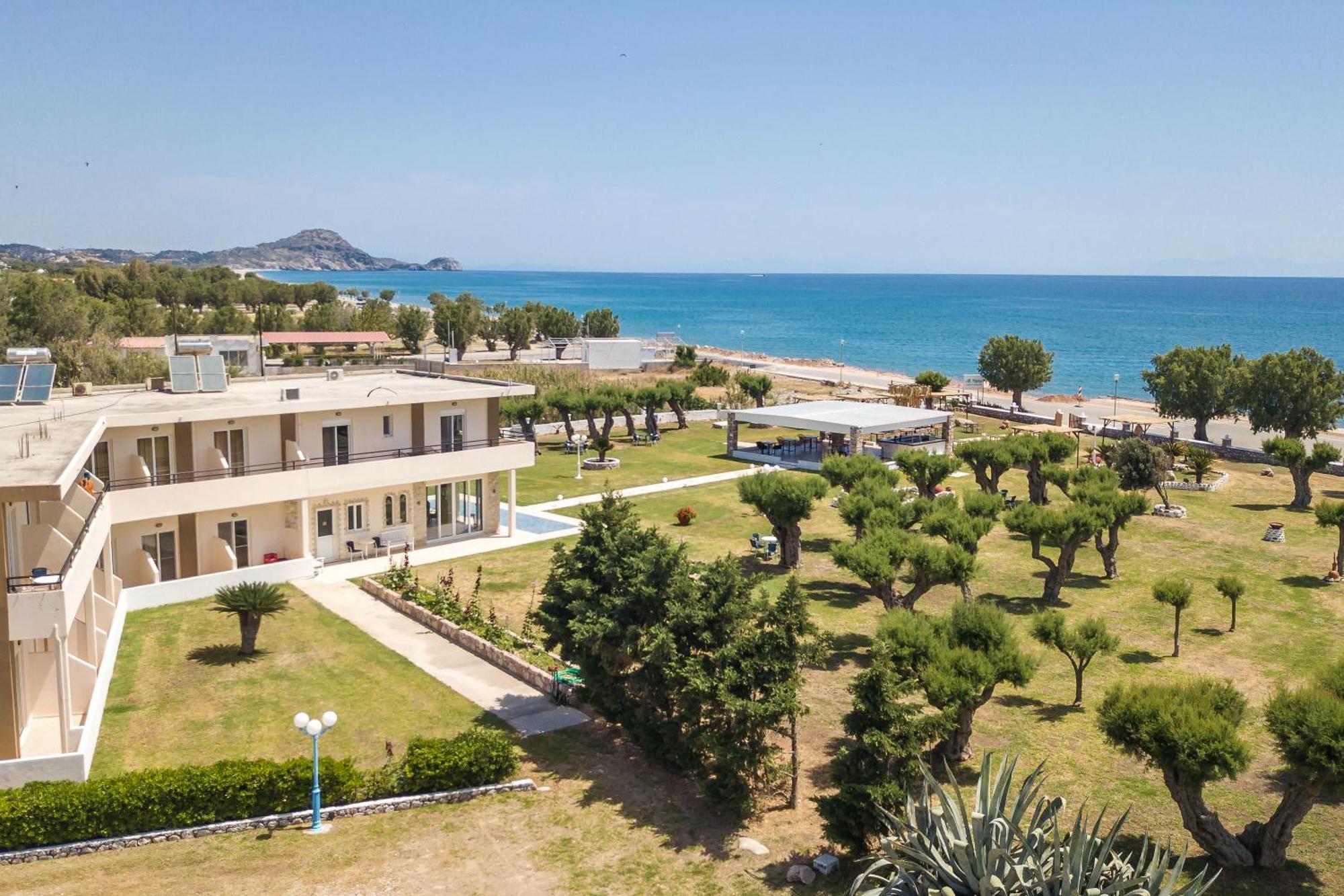 Al Mare Apartments 아판토우 외부 사진