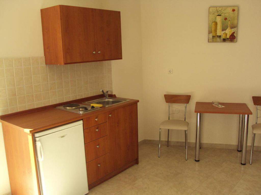 Al Mare Apartments 아판토우 객실 사진
